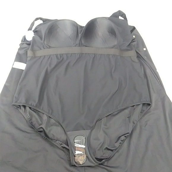 SOLD SWIMSUIT PLUS SIZE 30 SWIMDRESS GOLD STUDS - Picture 6 of 8